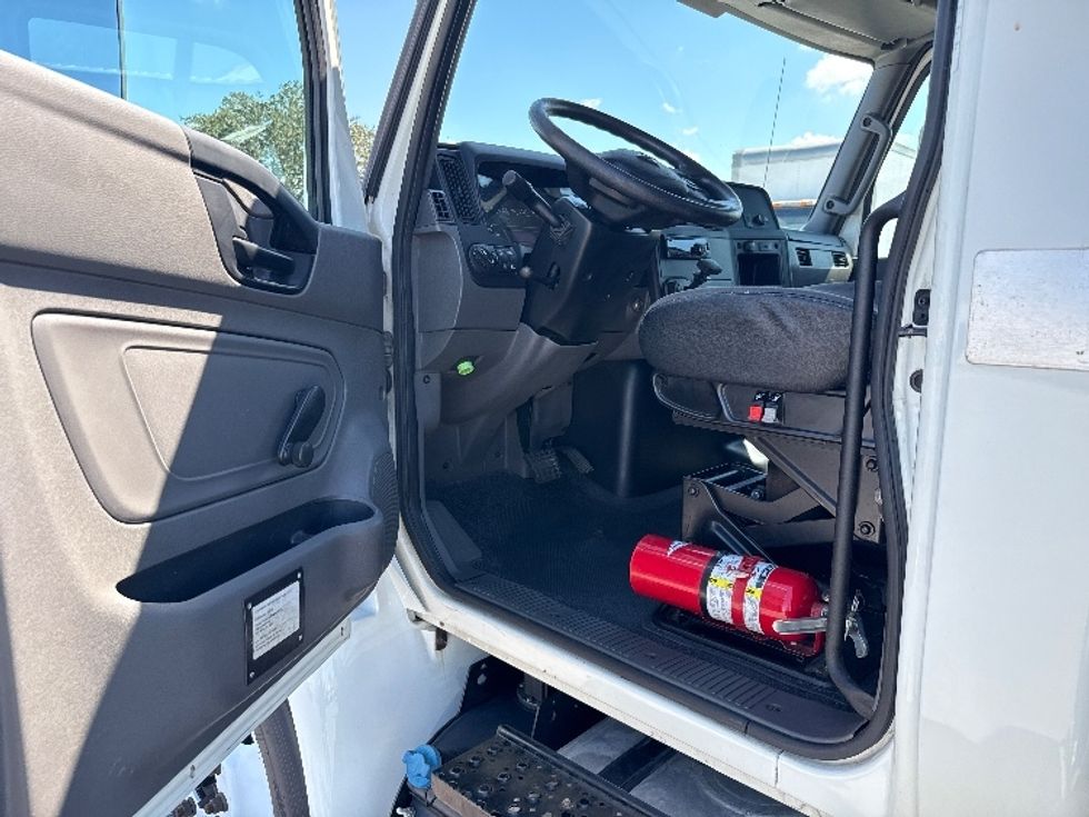 Flatbed Truck-Light and Medium Duty Trucks-International-2020-MV607-Tampa-FL-252,322\n\t\tmiles-$ 30,750 - Image 12