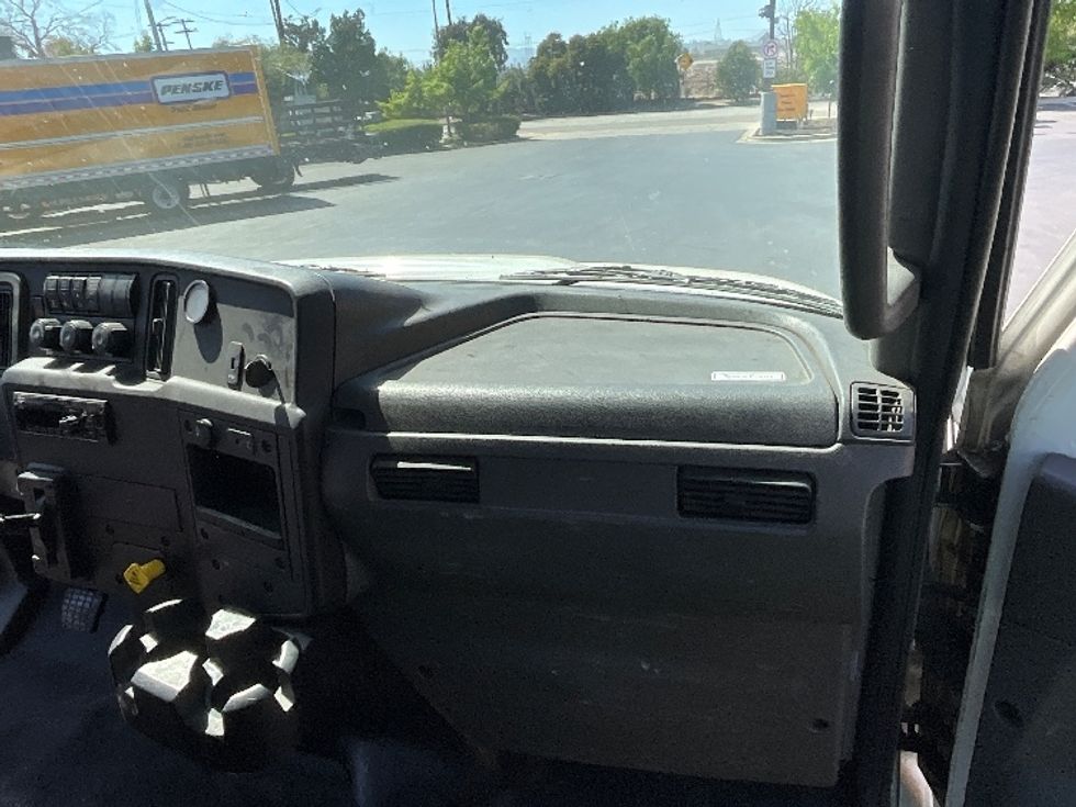 Flatbed Truck-Light and Medium Duty Trucks-International-2020-MV607-Torrance-CA-126,502\n\t\tmiles-$ 49,500 - Image 16