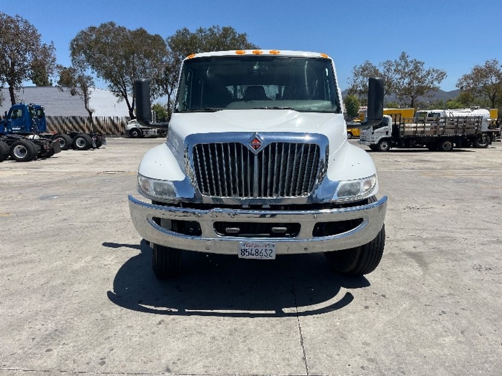 Flatbed Truck-Light and Medium Duty Trucks-International-2020-MV607-Torrance-CA-127,259\n\t\tmiles-$ 58,250 - Image 2