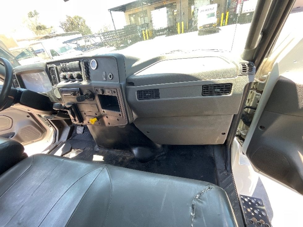 Flatbed Truck-Light and Medium Duty Trucks-International-2020-MV607-Torrance-CA-127,259\n\t\tmiles-$ 58,250 - Image 20