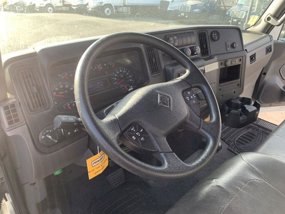 Flatbed Truck-Light and Medium Duty Trucks-International-2020-MV607-Torrance-CA-136,688\n\t\tmiles-$ 45,750 - Image 14