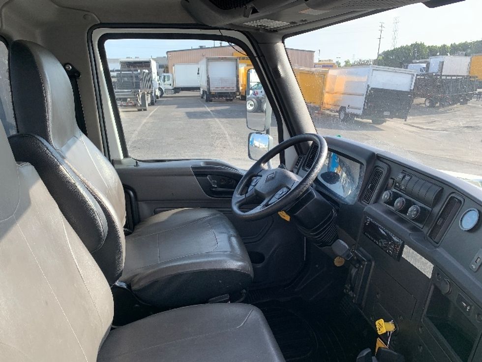 Flatbed Truck-Light and Medium Duty Trucks-International-2020-MV607-Torrance-CA-136,688\n\t\tmiles-$ 45,750 - Image 19