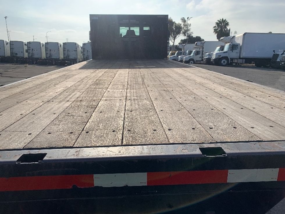 Flatbed Truck-Light and Medium Duty Trucks-International-2020-MV607-Torrance-CA-136,688\n\t\tmiles-$ 45,750 - Image 9