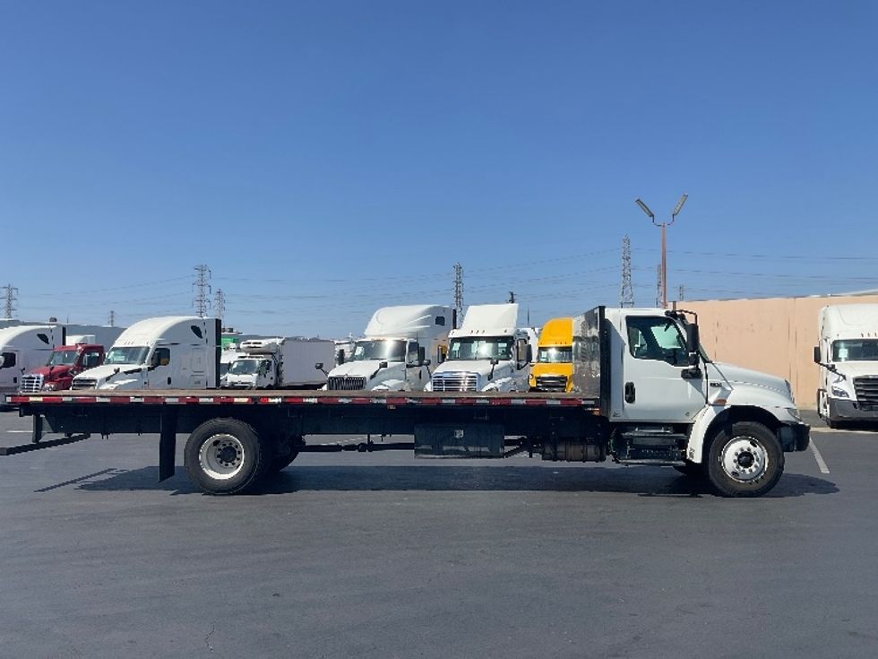 Flatbed Truck-Light and Medium Duty Trucks-International-2020-MV607-Torrance-CA-162,199\n\t\tmiles-$ 45,250 - Image 15