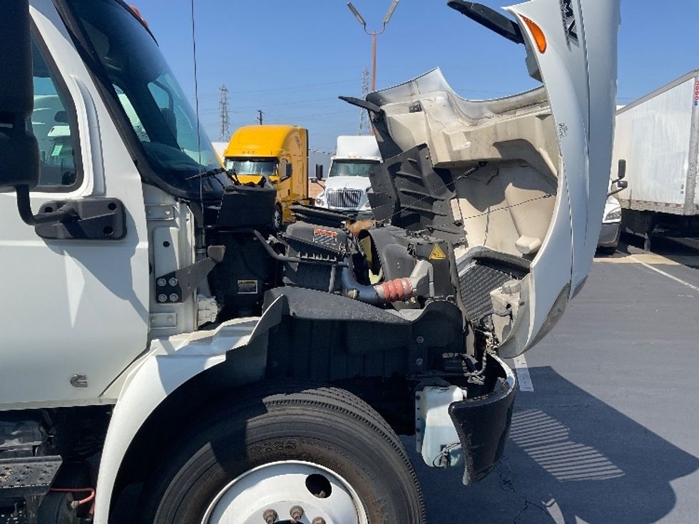 Flatbed Truck-Light and Medium Duty Trucks-International-2020-MV607-Torrance-CA-162,199\n\t\tmiles-$ 45,250 - Image 23