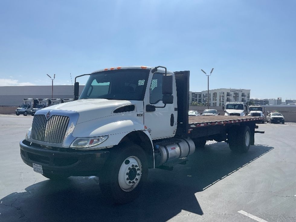 Flatbed Truck-Light and Medium Duty Trucks-International-2020-MV607-Torrance-CA-162,199\n\t\tmiles-$ 45,250 - Image 3