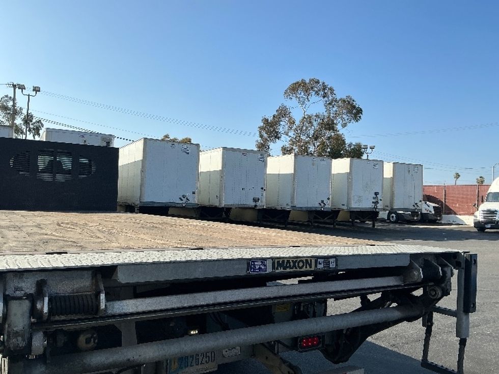 Flatbed Truck-Light and Medium Duty Trucks-International-2020-MV607-Torrance-CA-220,263\n\t\tmiles-$ 48,750 - Image 12