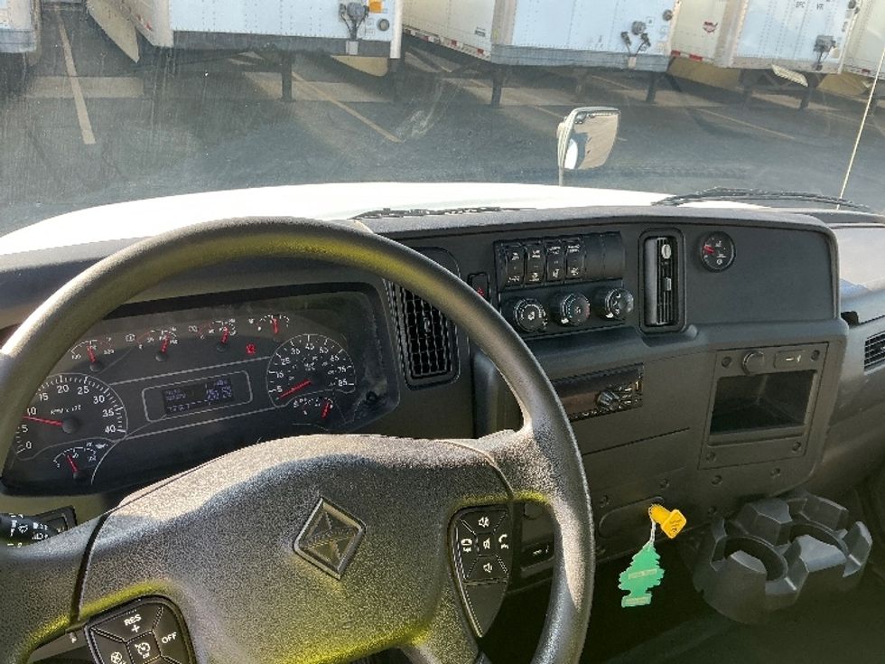 Flatbed Truck-Light and Medium Duty Trucks-International-2020-MV607-Torrance-CA-220,263\n\t\tmiles-$ 48,750 - Image 17