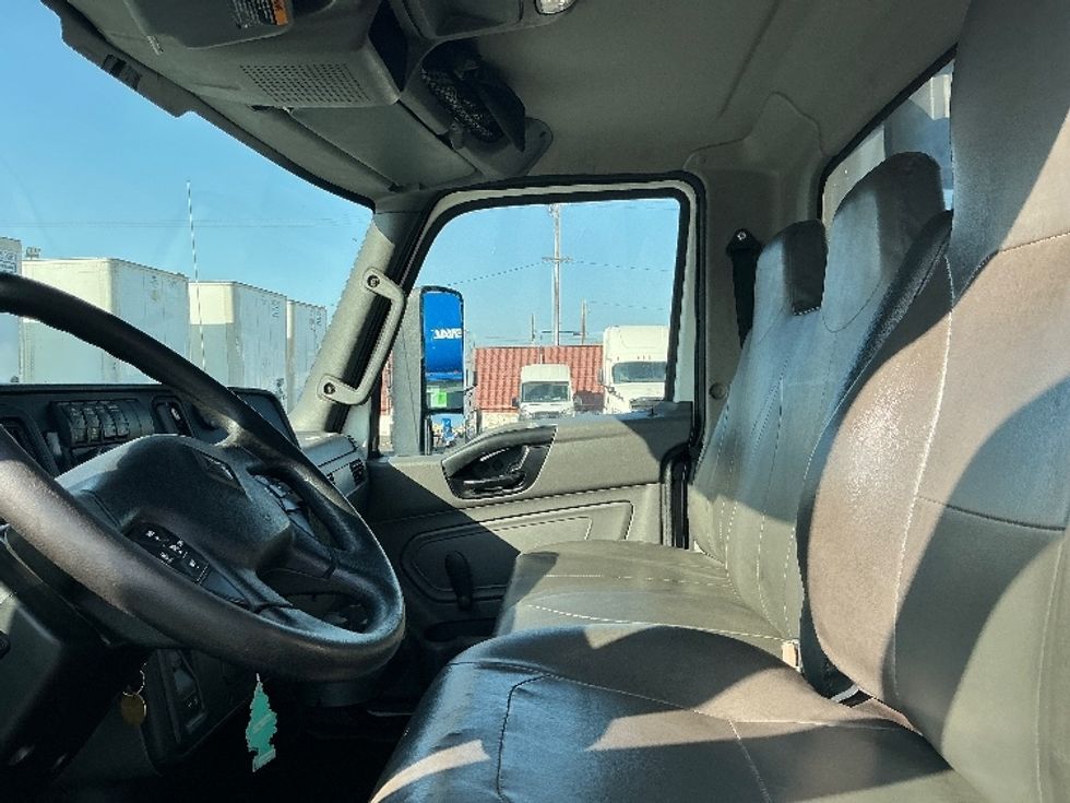 Flatbed Truck-Light and Medium Duty Trucks-International-2020-MV607-Torrance-CA-220,263\n\t\tmiles-$ 48,750 - Image 19