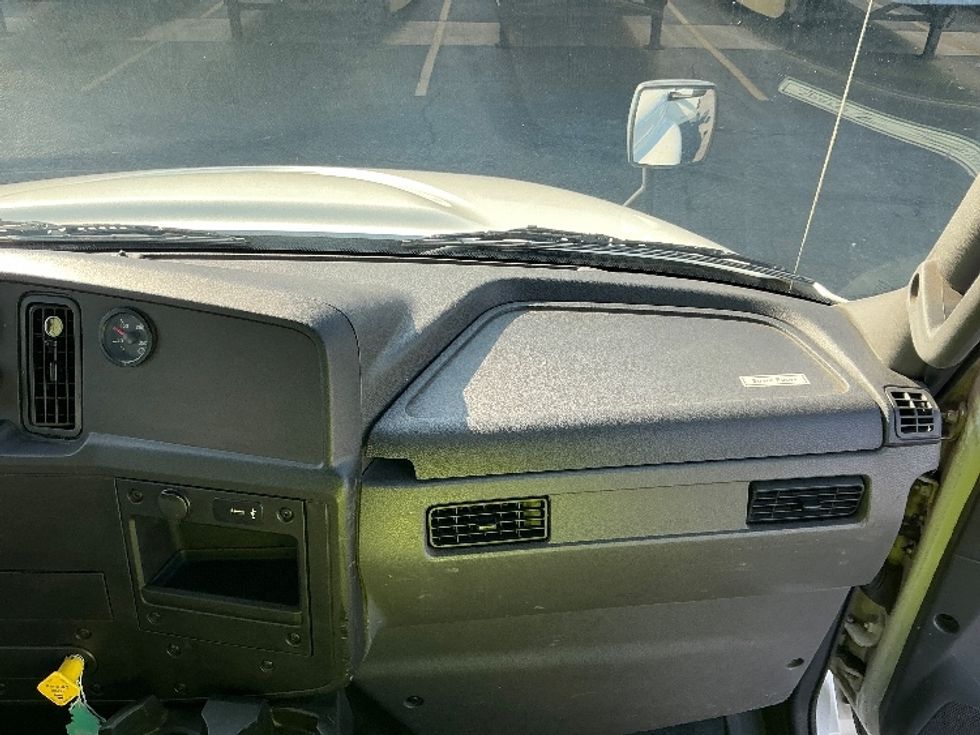 Flatbed Truck-Light and Medium Duty Trucks-International-2020-MV607-Torrance-CA-220,263\n\t\tmiles-$ 48,750 - Image 21