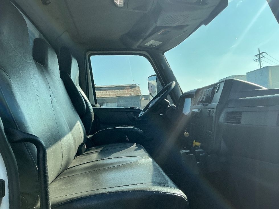 Flatbed Truck-Light and Medium Duty Trucks-International-2020-MV607-Torrance-CA-220,263\n\t\tmiles-$ 48,750 - Image 22