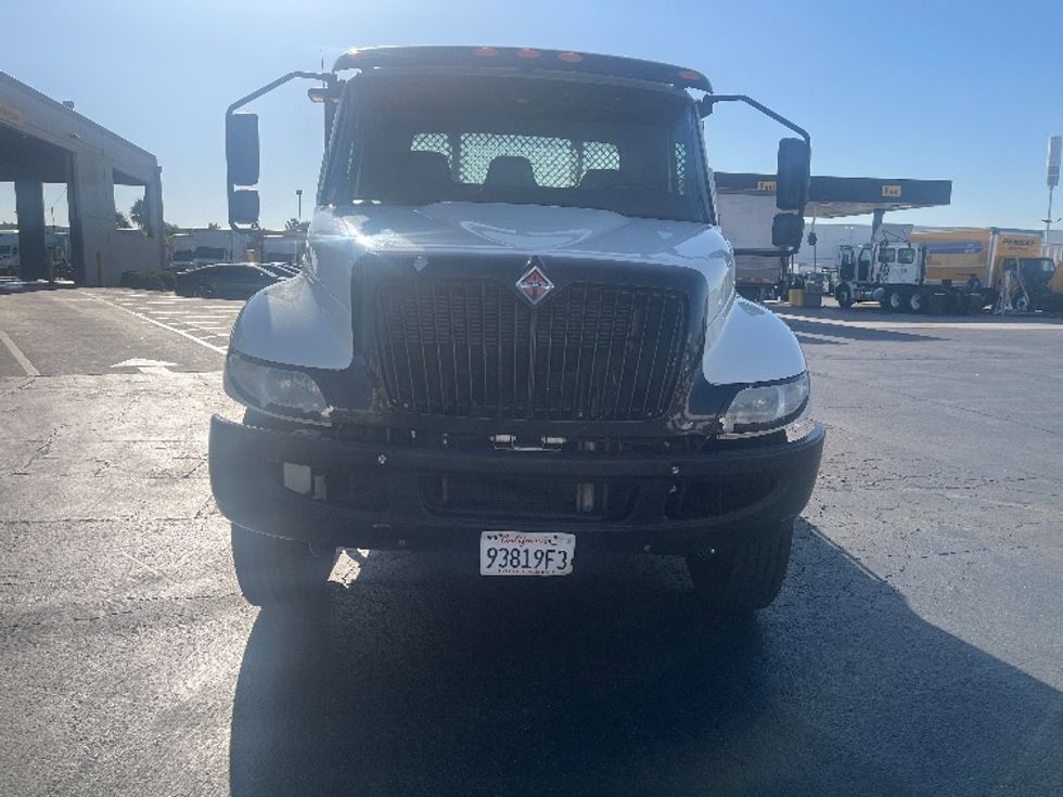 Flatbed Truck-Light and Medium Duty Trucks-International-2020-MV607-Torrance-CA-224,484\n\t\tmiles-$ 46,250 - Image 2