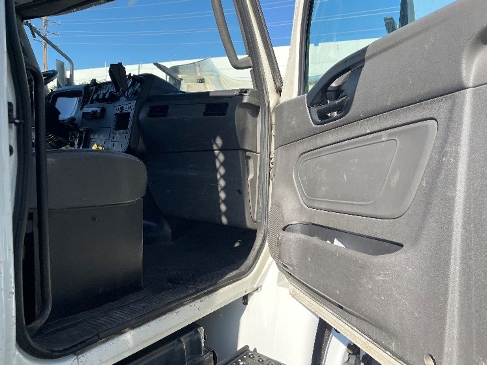 Flatbed Truck-Light and Medium Duty Trucks-International-2020-MV607-Torrance-CA-224,484\n\t\tmiles-$ 46,250 - Image 20