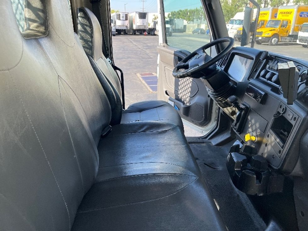 Flatbed Truck-Light and Medium Duty Trucks-International-2020-MV607-Torrance-CA-224,484\n\t\tmiles-$ 46,250 - Image 22