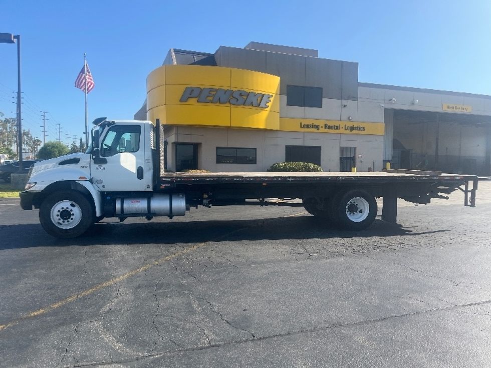 Flatbed Truck-Light and Medium Duty Trucks-International-2020-MV607-Torrance-CA-224,484\n\t\tmiles-$ 46,250 - Image 4