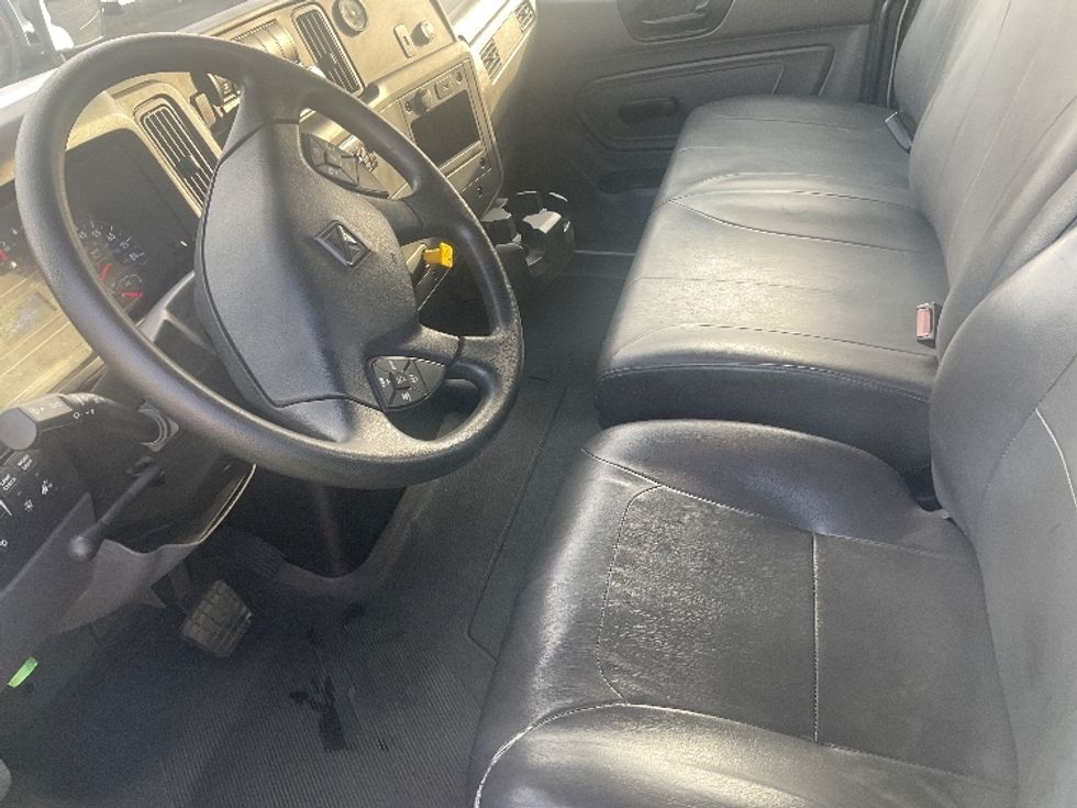 Flatbed Truck-Light and Medium Duty Trucks-International-2020-MV607-Torrance-CA-59,951\n\t\tmiles-$ 59,750 - Image 15