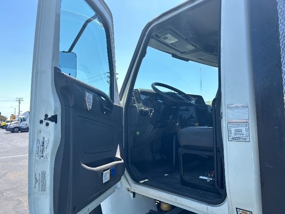 Flatbed Truck-Light and Medium Duty Trucks-International-2020-MV607-Torrance-CA-75,696\n\t\tmiles-$ 55,750 - Image 12