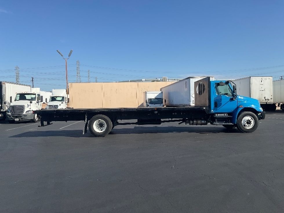 Flatbed Truck-Light and Medium Duty Trucks-International-2020-MV607-Torrance-CA-84,828\n\t\tmiles-$ 54,000 - Image 15