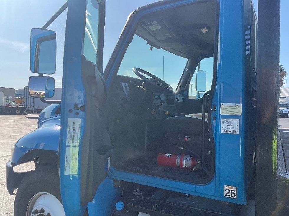 Flatbed Truck-Light and Medium Duty Trucks-International-2020-MV607-Torrance-CA-84,828\n\t\tmiles-$ 54,000 - Image 16