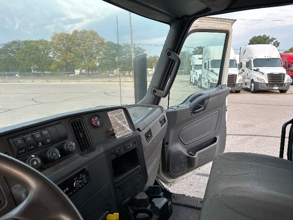 Flatbed Truck-Light and Medium Duty Trucks-International-2020-MV607-Warren-MI-97,681\n\t\tmiles-$ 69,250 - Image 16