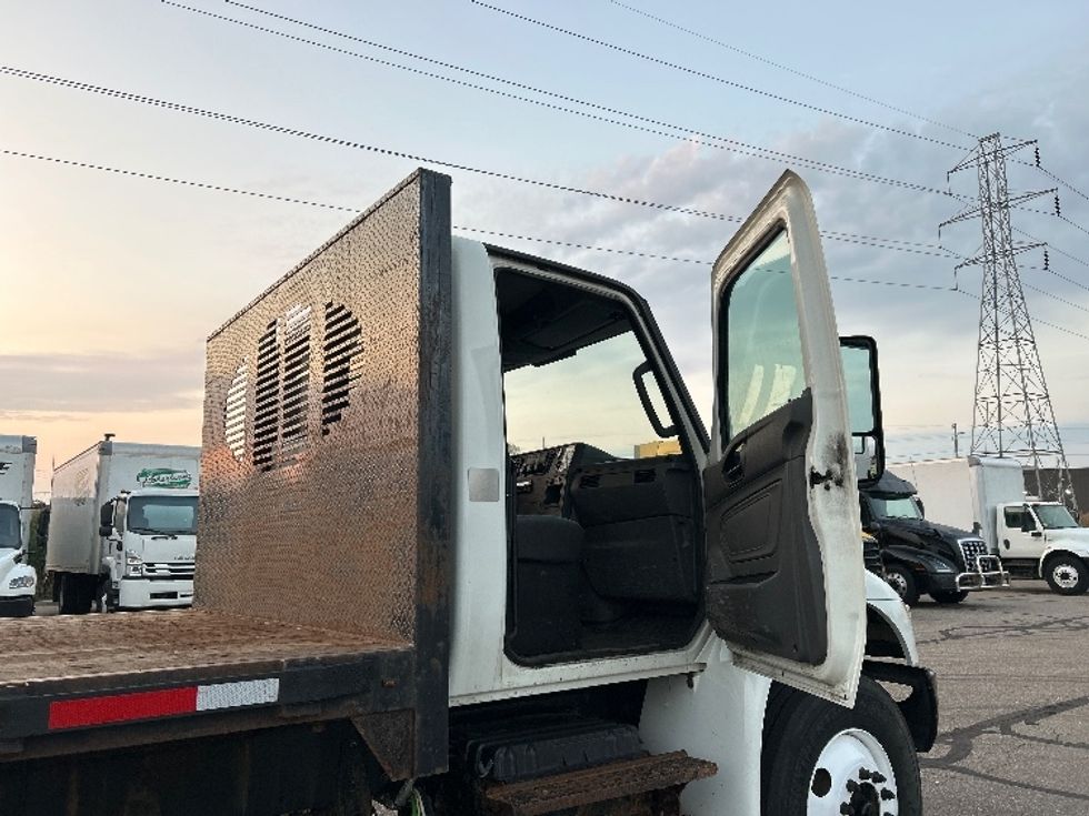 Flatbed Truck-Light and Medium Duty Trucks-International-2020-MV607-Warren-MI-97,681\n\t\tmiles-$ 69,250 - Image 17