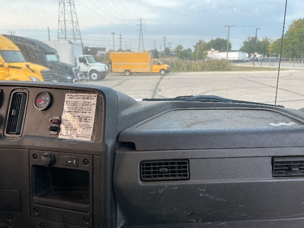 Flatbed Truck-Light and Medium Duty Trucks-International-2020-MV607-Warren-MI-97,681\n\t\tmiles-$ 69,250 - Image 18