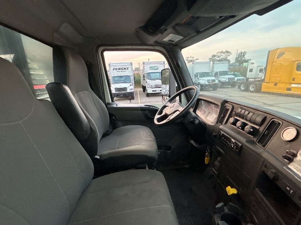 Flatbed Truck-Light and Medium Duty Trucks-International-2020-MV607-Warren-MI-97,681\n\t\tmiles-$ 69,250 - Image 19