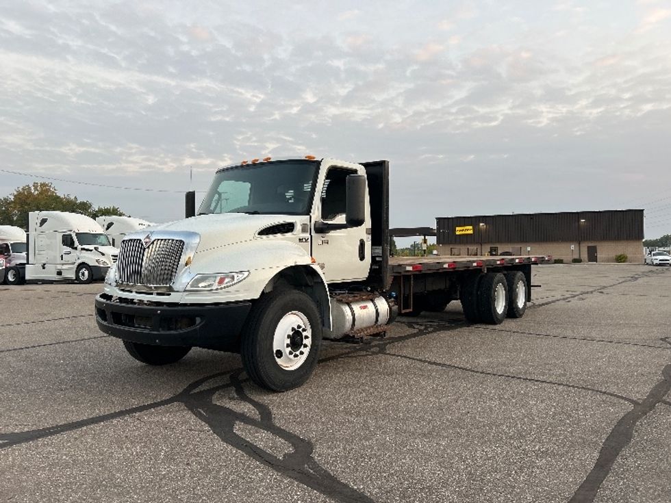 Flatbed Truck-Light and Medium Duty Trucks-International-2020-MV607-Warren-MI-97,681\n\t\tmiles-$ 69,250 - Image 3