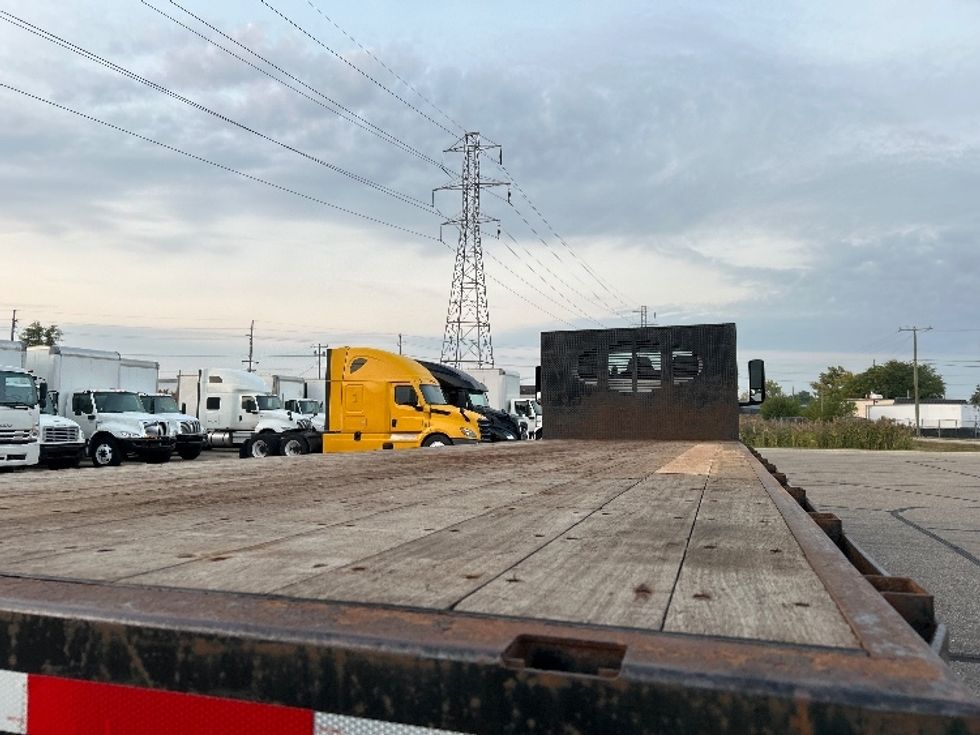 Flatbed Truck-Light and Medium Duty Trucks-International-2020-MV607-Warren-MI-97,681\n\t\tmiles-$ 69,250 - Image 9
