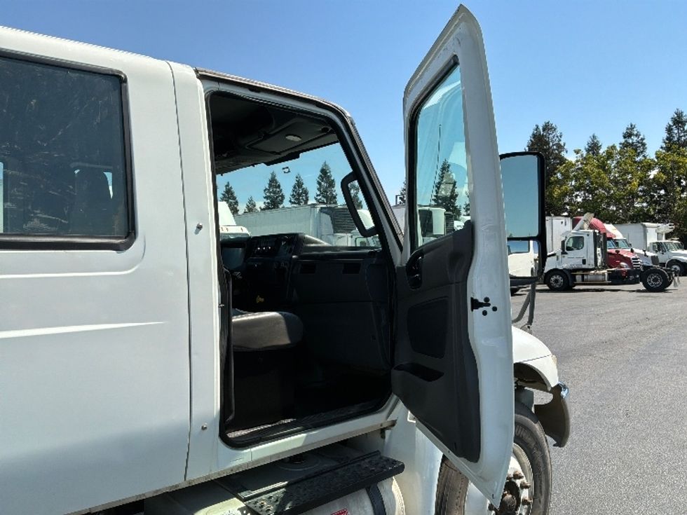 Flatbed Truck-Light and Medium Duty Trucks-International-2020-MV607-West Sacramento-CA-153,340\n\t\tmiles-$ 55,500 - Image 19