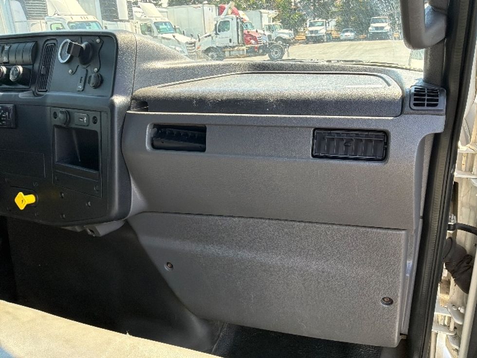 Flatbed Truck-Light and Medium Duty Trucks-International-2020-MV607-West Sacramento-CA-153,340\n\t\tmiles-$ 55,500 - Image 20