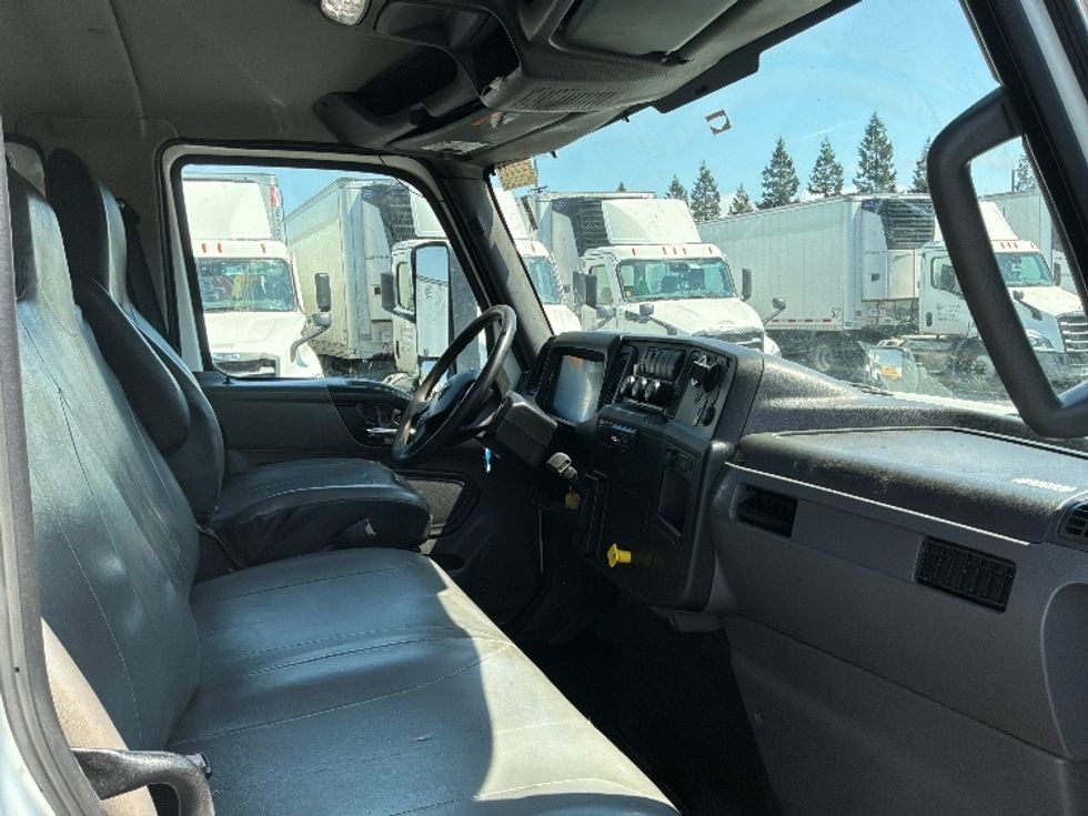 Flatbed Truck-Light and Medium Duty Trucks-International-2020-MV607-West Sacramento-CA-153,340\n\t\tmiles-$ 55,500 - Image 21