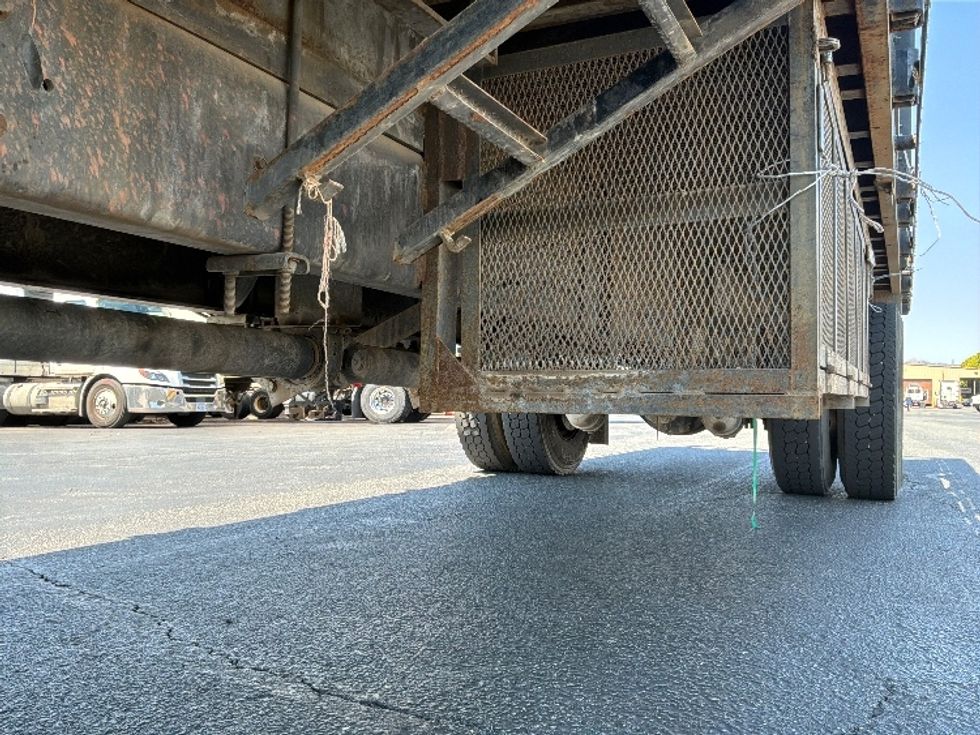 Flatbed Truck-Light and Medium Duty Trucks-International-2020-MV607-West Sacramento-CA-153,340\n\t\tmiles-$ 55,500 - Image 5