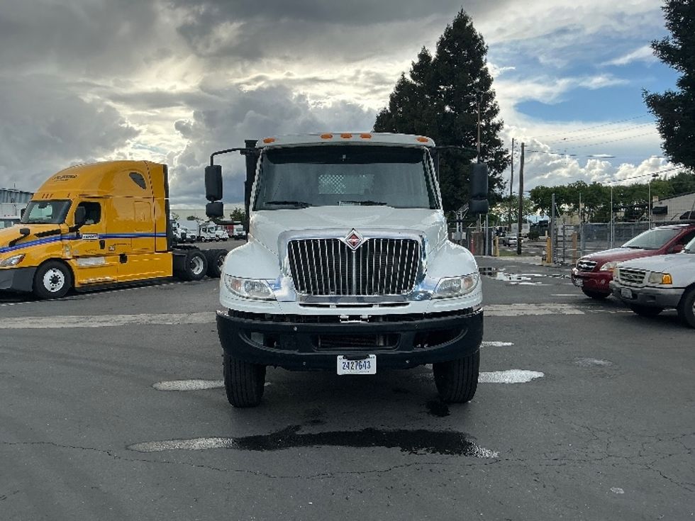 Flatbed Truck-Light and Medium Duty Trucks-International-2020-MV607-West Sacramento-CA-257,760\n\t\tmiles-$ 36,500 - Image 2