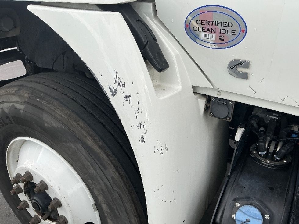 Flatbed Truck-Light and Medium Duty Trucks-International-2020-MV607-West Sacramento-CA-257,760\n\t\tmiles-$ 36,500 - Image 24
