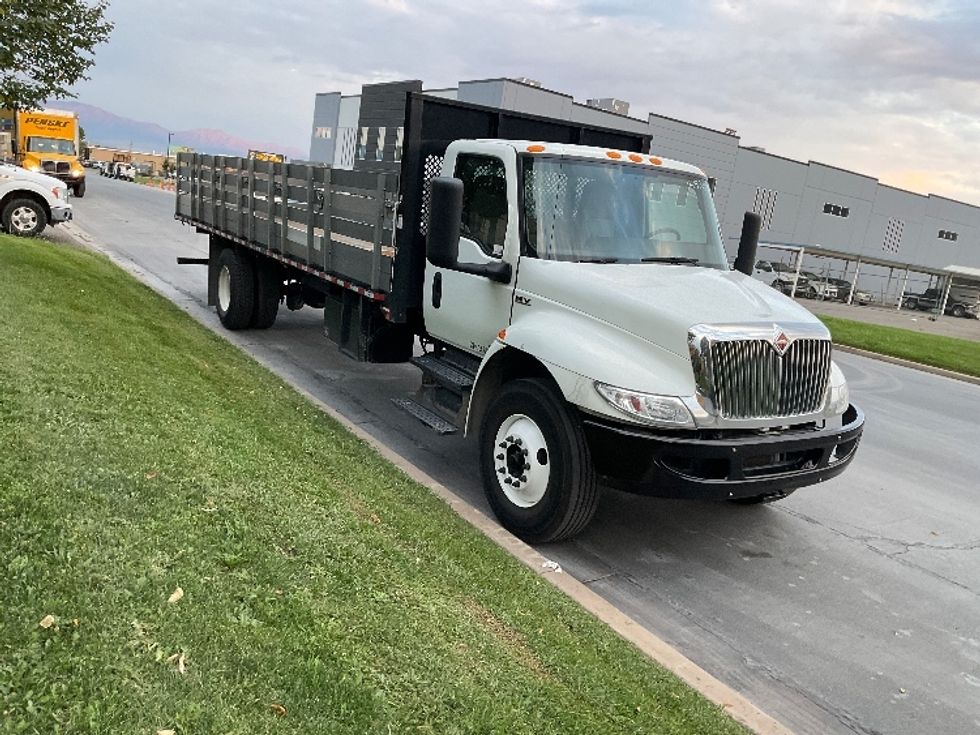 Flatbed Truck-Light and Medium Duty Trucks-International-2020-MV607-West Valley City-UT-143,375\n\t\tmiles-$ 52,250 - Image 1