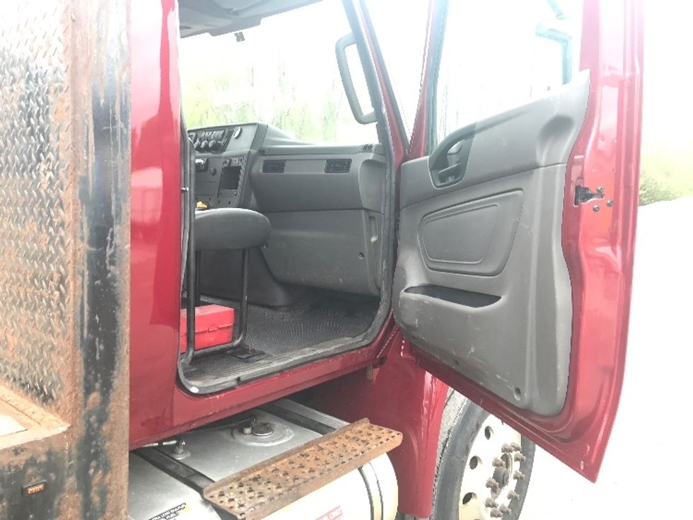 Flatbed Truck-Light and Medium Duty Trucks-International-2020-MV607-Whitesboro-NY-195,247\n\t\tmiles-$ 64,500 - Image 15