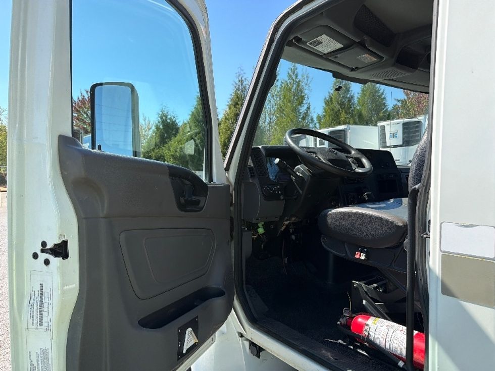 Flatbed Truck-Light and Medium Duty Trucks-International-2020-MV607LP-Portland-OR-85,126\n\t\tmiles-$ 42,250 - Image 14