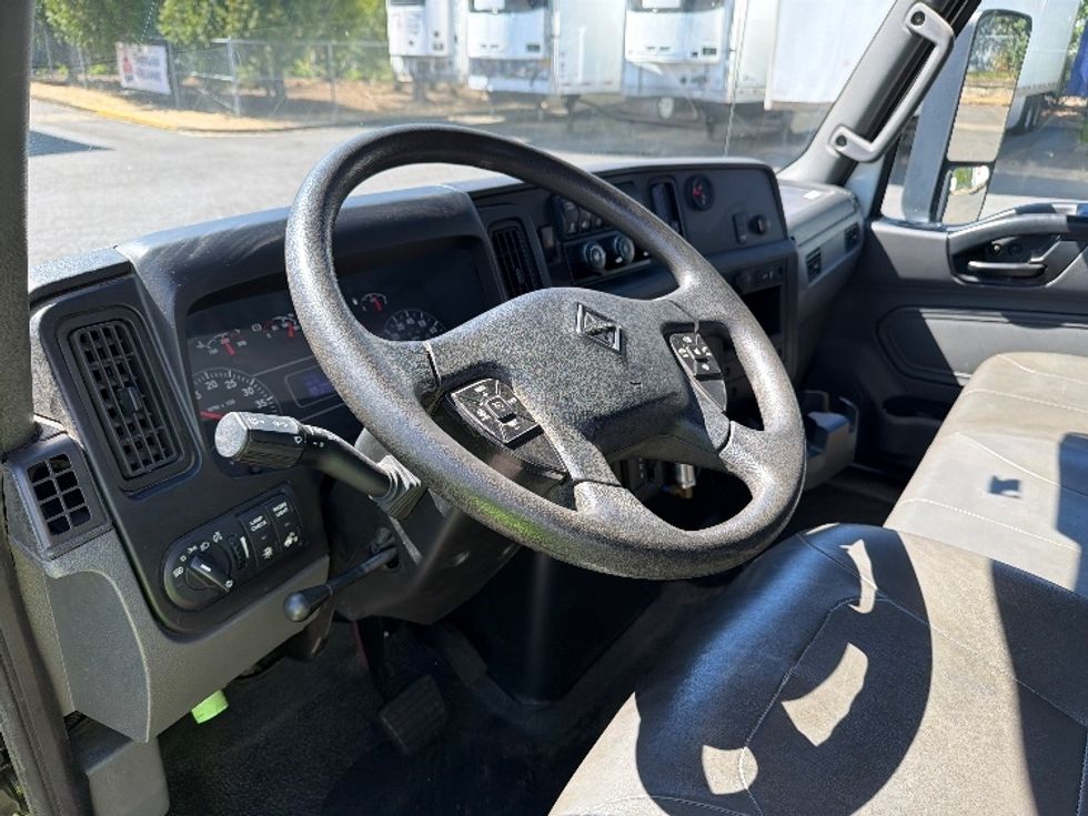 Flatbed Truck-Light and Medium Duty Trucks-International-2020-MV607LP-Portland-OR-85,126\n\t\tmiles-$ 42,250 - Image 15