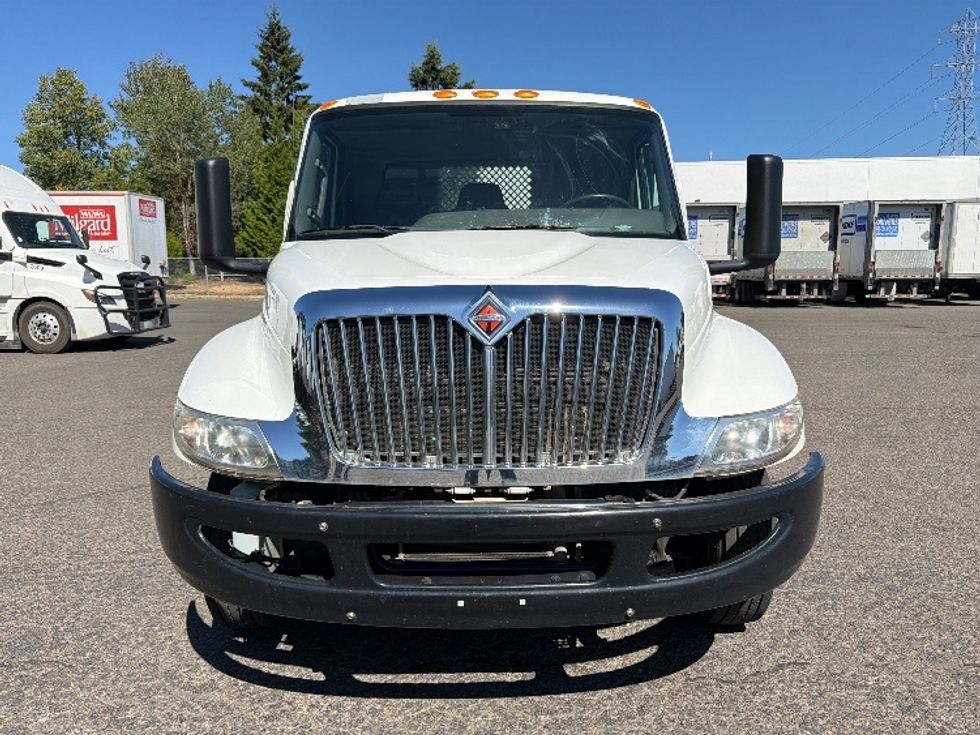 Flatbed Truck-Light and Medium Duty Trucks-International-2020-MV607LP-Portland-OR-85,126\n\t\tmiles-$ 42,250 - Image 2