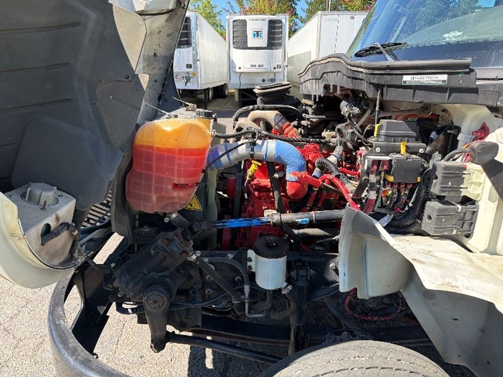 Flatbed Truck-Light and Medium Duty Trucks-International-2020-MV607LP-Portland-OR-85,126\n\t\tmiles-$ 42,250 - Image 22