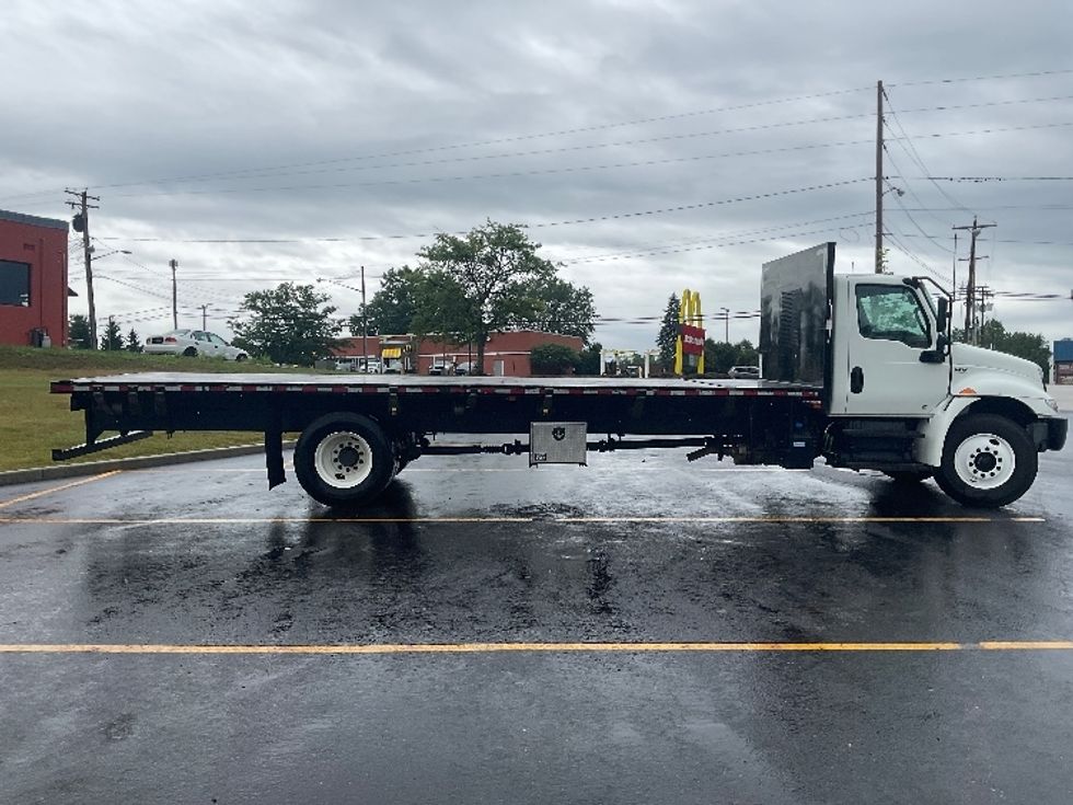 Flatbed Truck-Light and Medium Duty Trucks-International-2021-MV607-Akron-OH-116,699\n\t\tmiles-$ 61,750 - Image 15