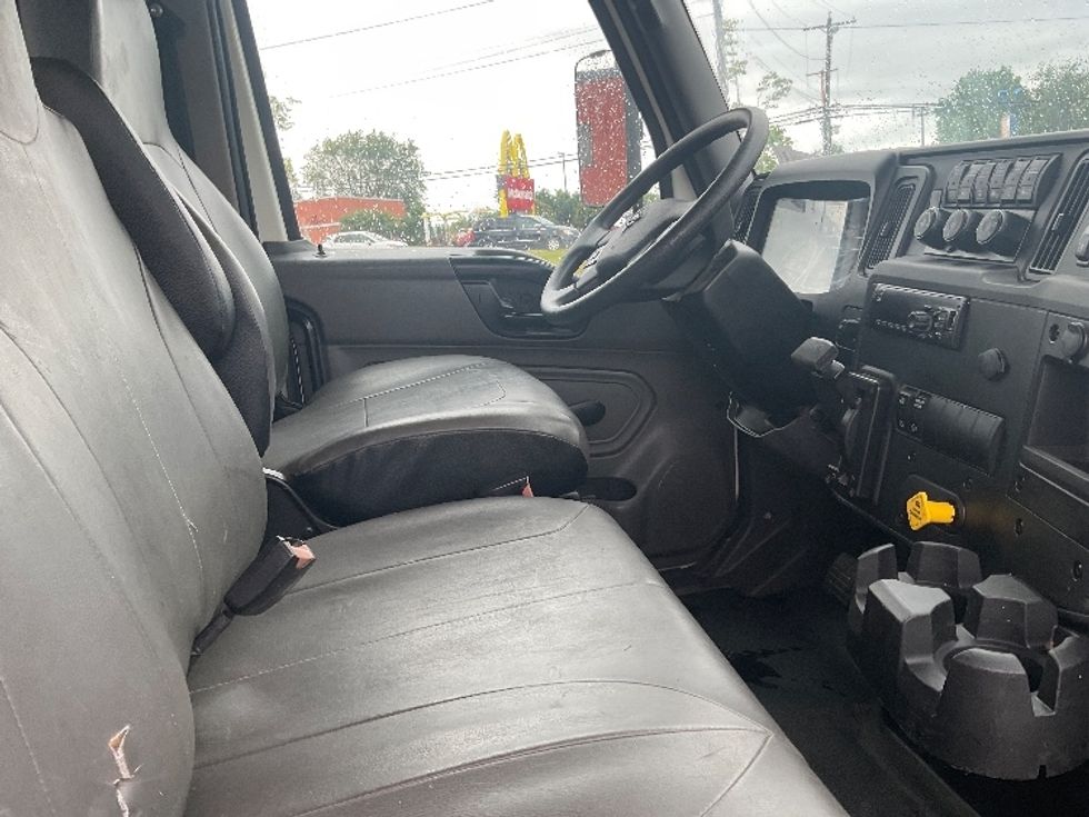 Flatbed Truck-Light and Medium Duty Trucks-International-2021-MV607-Akron-OH-116,699\n\t\tmiles-$ 61,750 - Image 22