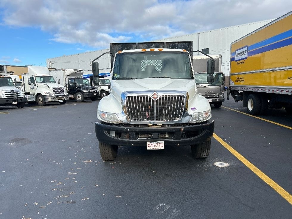 Flatbed Truck-Light and Medium Duty Trucks-International-2021-MV607-Braintree-MA-189,564\n\t\tmiles-$ 45,750 - Image 2