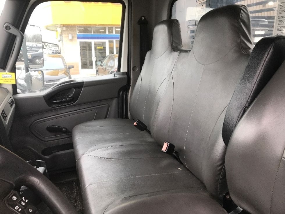 Flatbed Truck-Light and Medium Duty Trucks-International-2021-MV607-Capitol Heights-MD-238,206\n\t\tmiles-$ 49,000 - Image 16