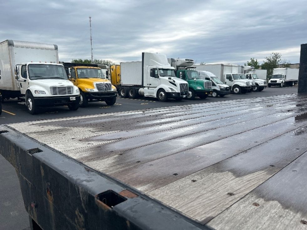 Flatbed Truck-Light and Medium Duty Trucks-International-2021-MV607-Indianapolis-IN-252,665\n\t\tmiles-$ 33,250 - Image 9