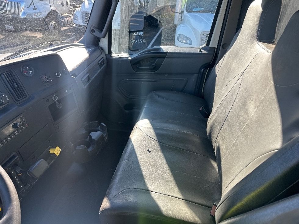 Flatbed Truck-Light and Medium Duty Trucks-International-2021-MV607-Jessup-MD-253,505\n\t\tmiles-$ 38,500 - Image 16