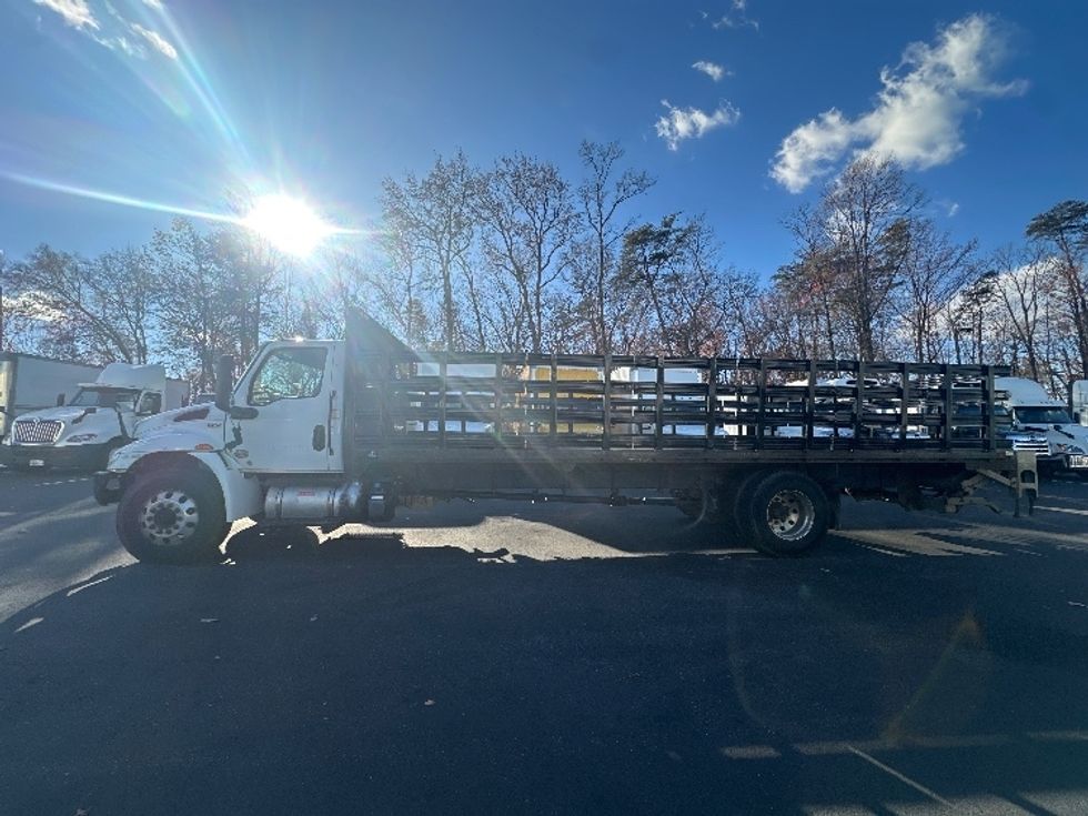 Flatbed Truck-Light and Medium Duty Trucks-International-2021-MV607-Jessup-MD-253,505\n\t\tmiles-$ 38,500 - Image 4