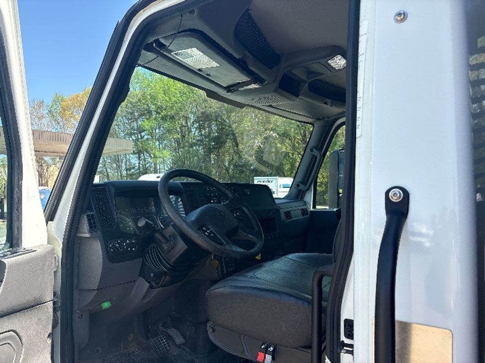Flatbed Truck-Light and Medium Duty Trucks-International-2021-MV607-Mebane-NC-129,821\n\t\tmiles-$ 80,750 - Image 12