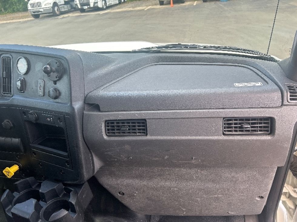 Flatbed Truck-Light and Medium Duty Trucks-International-2021-MV607-Mebane-NC-298,742\n\t\tmiles-$ 32,250 - Image 18